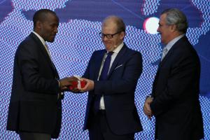 Il Consorzio Isec e l’Ucid di Milano ricevono un prestigioso riconoscimento durante il XXVI convegno mondiale Uniapac a Lisbona